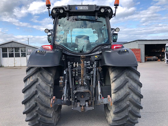 Valtra N124H 2017, kr 795 000,-