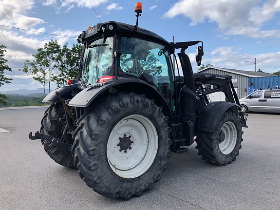 Valtra N124H 2017, kr 795 000,-