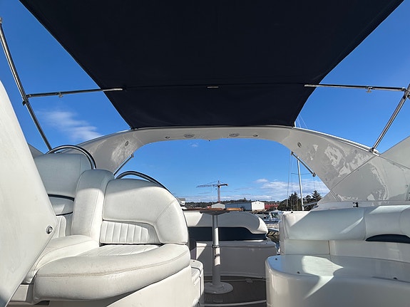 Ny pris. Meget godt vedlikeholdt Fairline 43 Targa 10 of 30