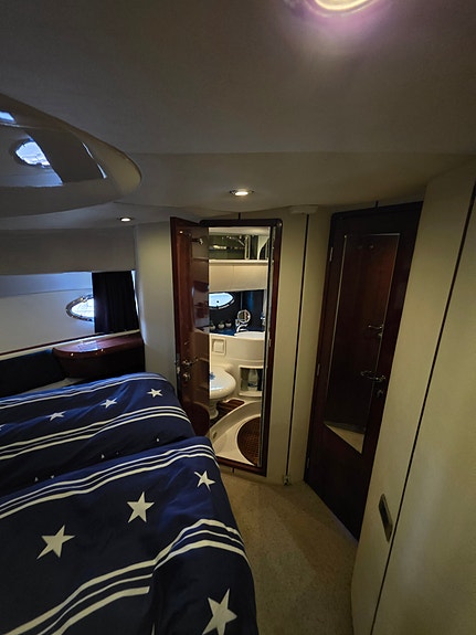 Ny pris. Meget godt vedlikeholdt Fairline 43 Targa 21 of 30