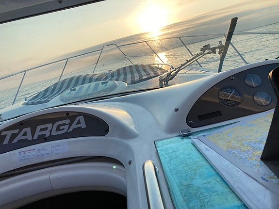 Meget godt vedlikeholdt Fairline 43 Targa 4 of 5