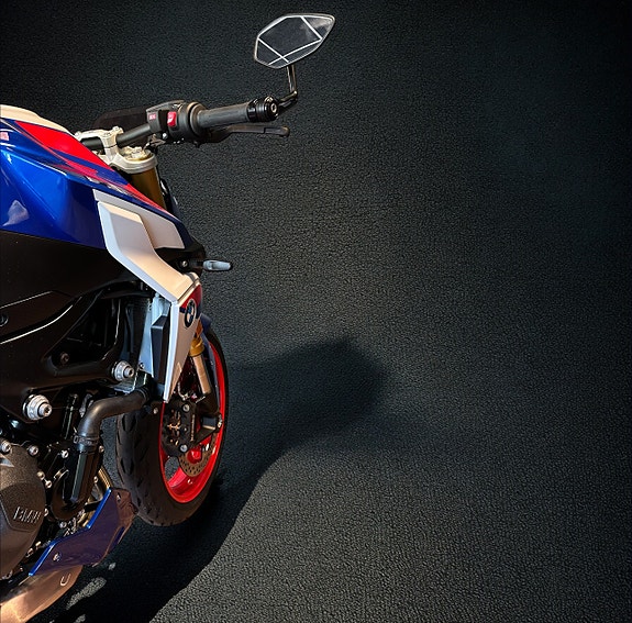BMW F 900 R 4 of 5