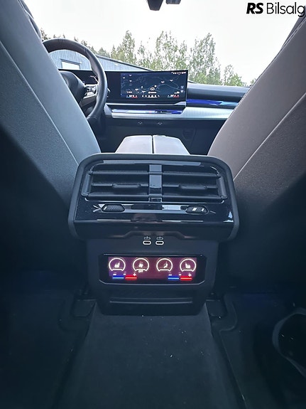 BMW i5 17 of 22