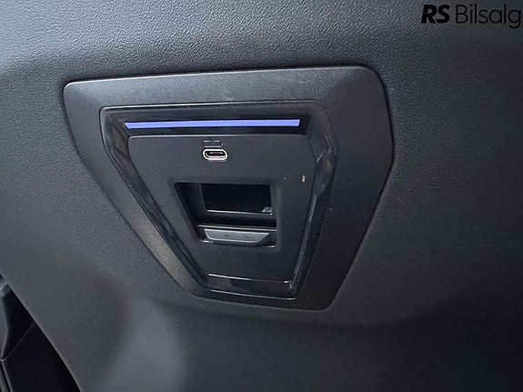 BMW i5 19 of 22
