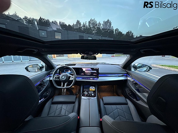 BMW i5 12 of 22