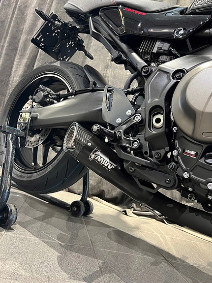 Yamaha XSR 900 6 of 8