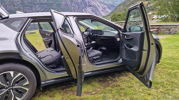 Kia EV6 15 of 30