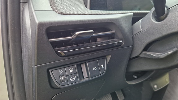 Kia EV6 28 of 30