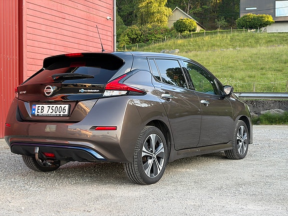 Nissan Leaf 7 of 14