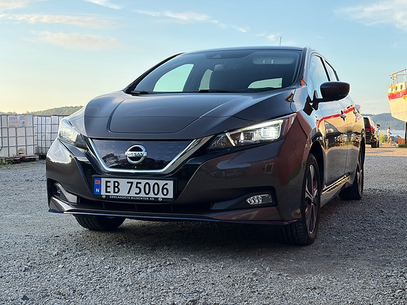 Nissan Leaf 3 of 14