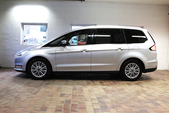 Ford Galaxy 3 of 5