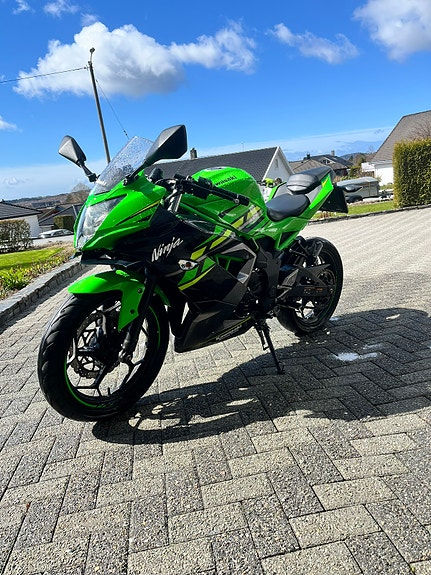 Kawasaki Ninja 125 7 of 20