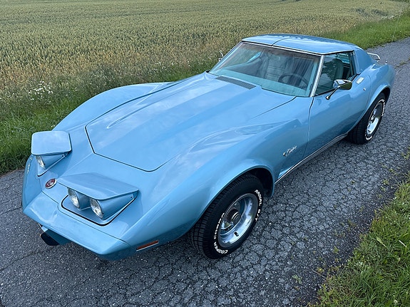 Chevrolet Corvette 17 of 30