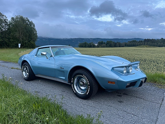 Chevrolet Corvette 6 of 30