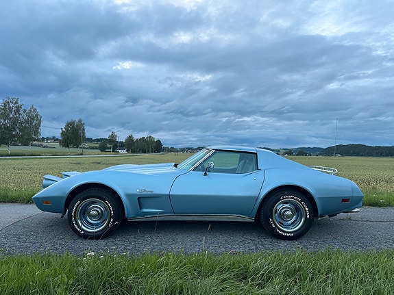 Chevrolet Corvette 25 of 30