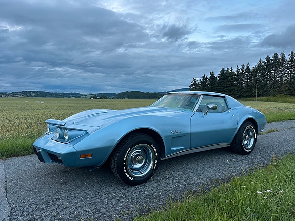 Chevrolet Corvette 24 of 30