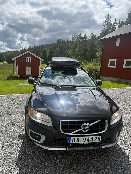 Volvo XC70 3 of 5
