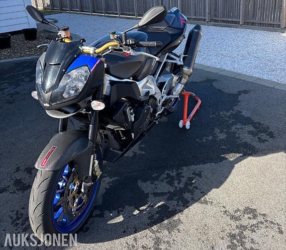 Aprilia RSV 1000 Tuono