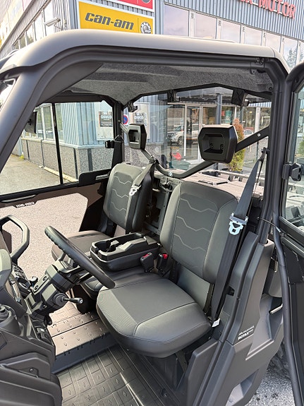 Can-Am TRAXTER XU HD7 T Tett hytte, varme og stor oppbevaring 5 of 5