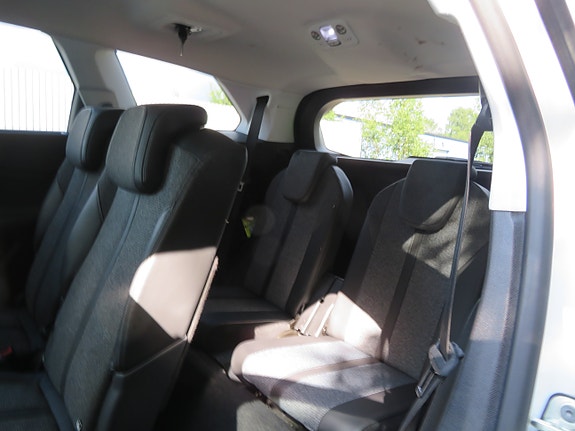 Peugeot 5008 22 of 30