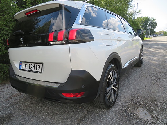 Peugeot 5008 12 of 30