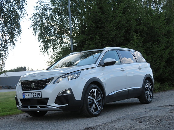 Peugeot 5008 3 of 30