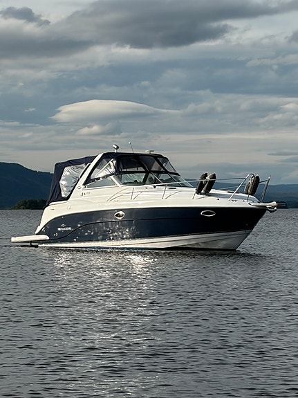 Rinker 300 selges til høstpris 2 of 5
