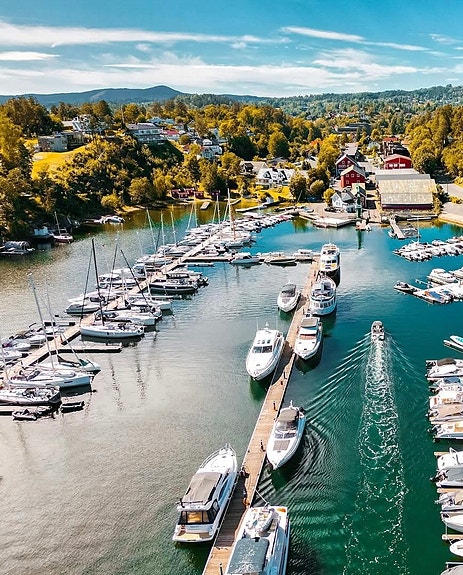 Holmen Yachtværft i Asker. - Noen få ledige båtplasser på Holmen Yachtværft, unik beliggenhet!