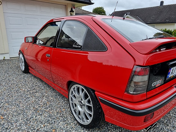 Opel Kadett 2 of 5