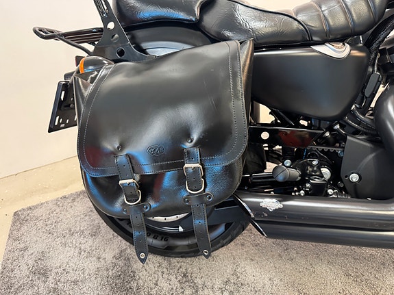 Harley-Davidson XL 883 N Iron *** BLACK *** 16 of 30