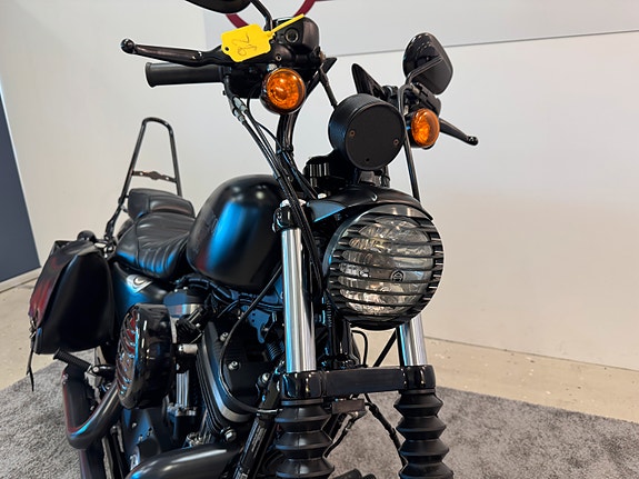 Harley-Davidson XL 883 N Iron *** BLACK *** 5 of 30