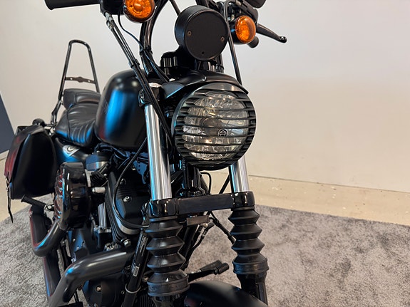 Harley-Davidson XL 883 N Iron *** BLACK *** 27 of 30