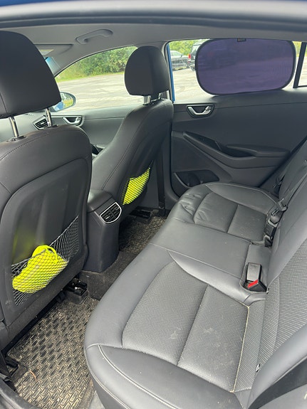 Hyundai IONIQ 10 of 13
