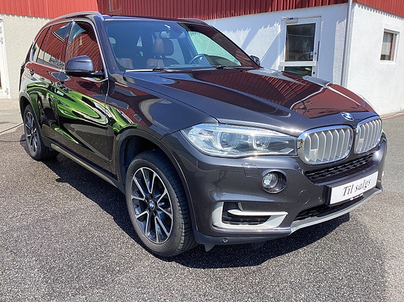 BMW X5 2 of 10