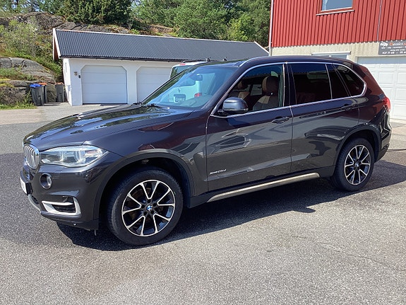 BMW X5 3 of 10