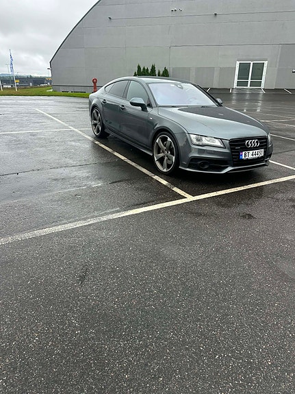 Audi A7 3 of 17