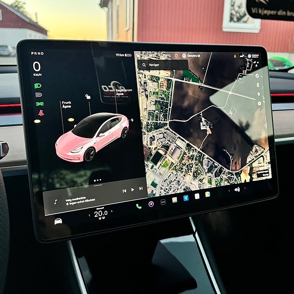 Tesla Model 3 29 of 30