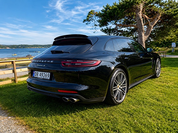 Porsche Panamera 5 of 21