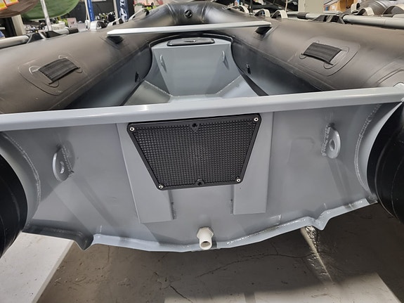 West Alu Rib 320 Deluxe – Sort/Grå 5 of 5