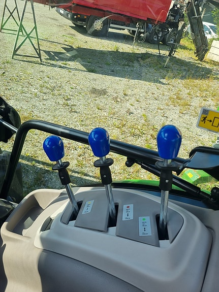 Deutz Fahr 5080D Keyline 10 of 11