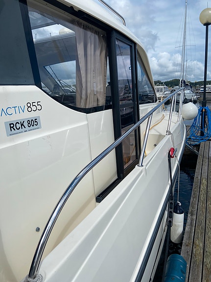 Quicksilver Aktiv 855 Pilothouse. Ny pris 3 of 5