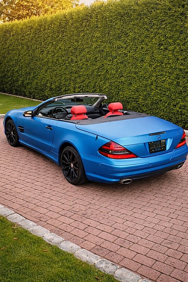 Mercedes-Benz SL-Klasse 3 of 5