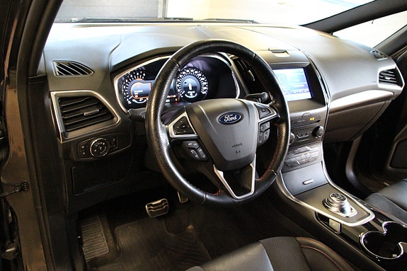 Ford S-MAX 14 of 28