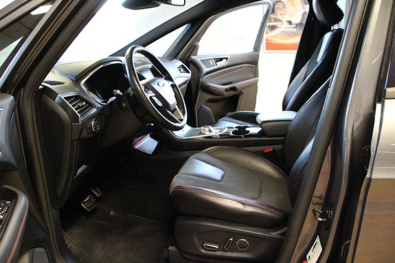 Ford S-MAX 11 of 28
