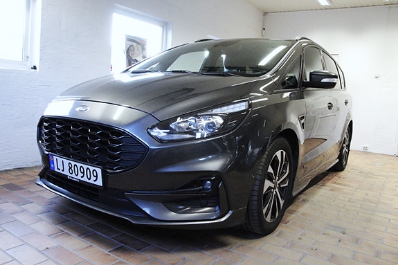 Ford S-MAX 5 of 5