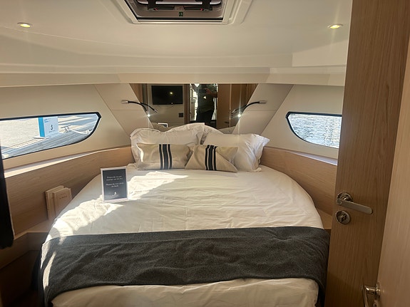 NYHET Swift Trawler 37 16 of 21