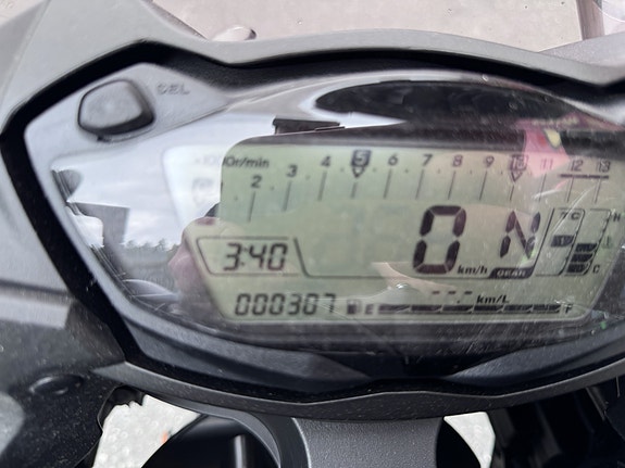 Suzuki GSX-S 1000 s 12 of 12