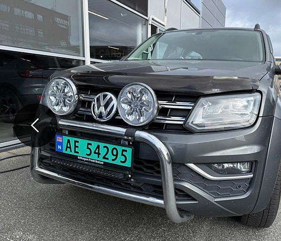 Volkswagen Amarok 12 of 12