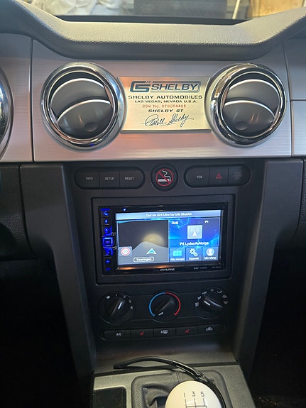 Ford Mustang 25 of 25