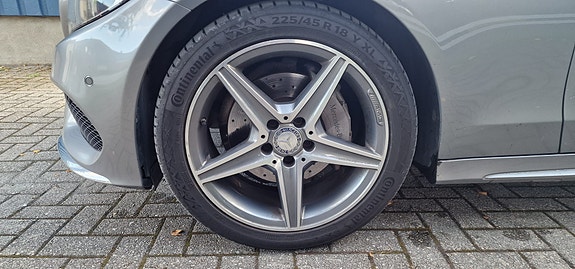 Mercedes-Benz C180 9 of 29